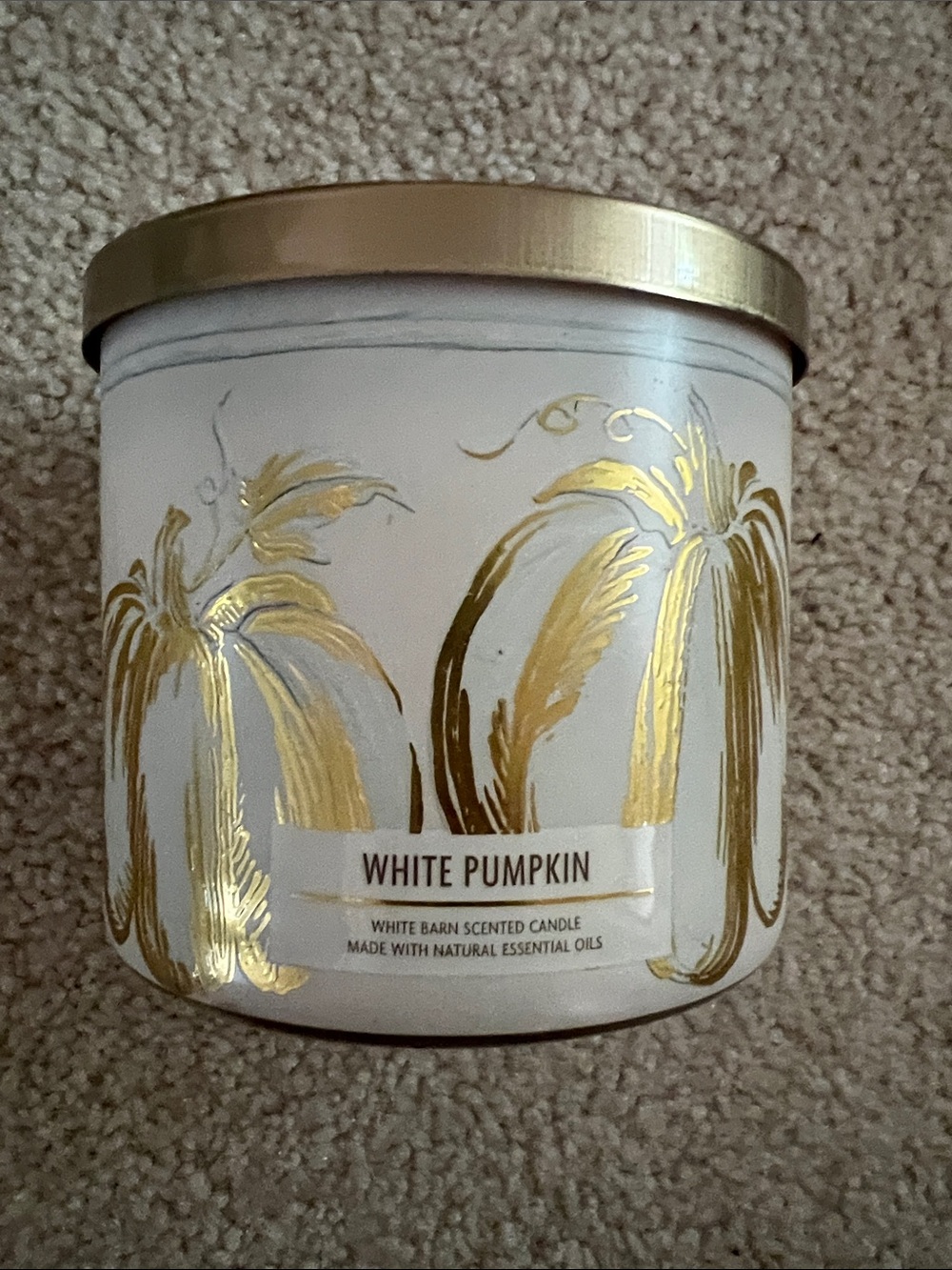White Barn gold and white pumpkin jar candle -NWT Never Burned